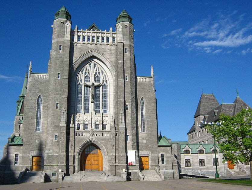 Basilique-Cathédrale Saint-Michel de l’Archidiocèse de Sherbrooke.